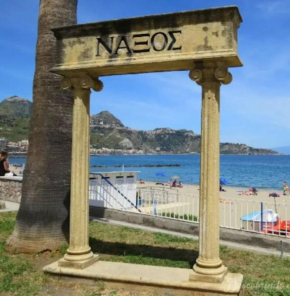 Casa Vacanza Giardini Naxos Taormina MIRANAXOS Giardini Naxos